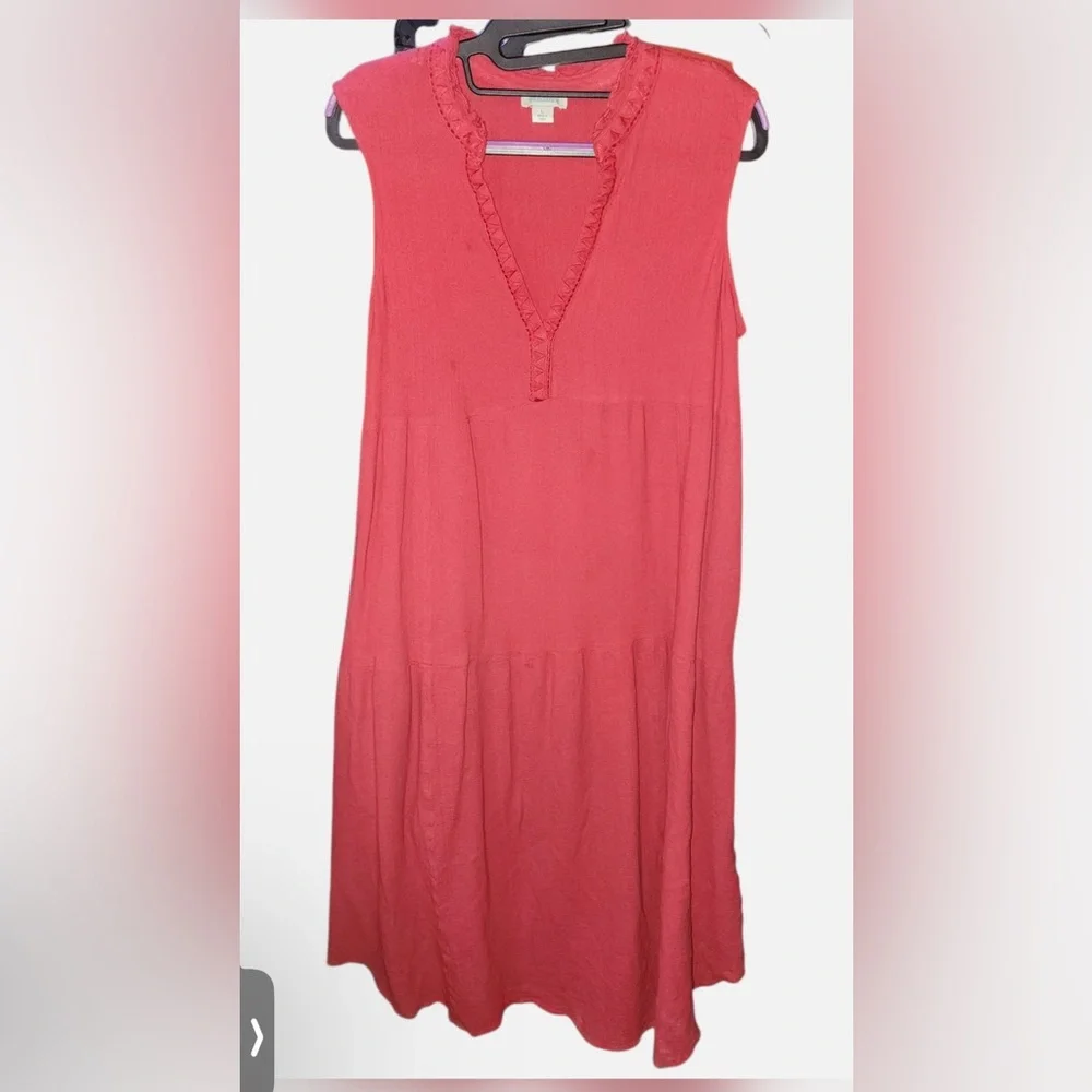 Sundance Coral Textured V-Neck Top